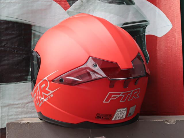 FTR XR 2 PRO SOLID MATTE FERRARI RED DUAL VISOR!! WITH FREE CLEAR LENS AND SPOILER!!
