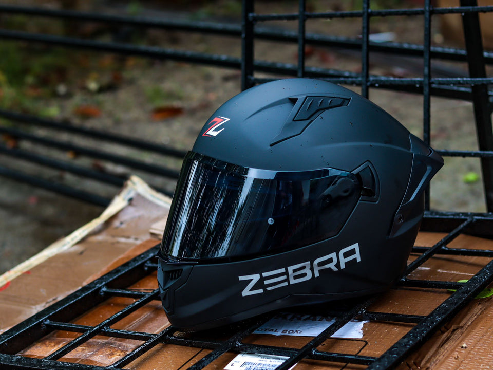 ZEBRA A5009 RALLY MATTE BLACK (DUAL VISOR) WITH FREE CLEAR LENS