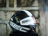 SEC 05926 SAGA BRAND BLACK WHITE WITH FREE CLEAR LENS(DUAL VISOR)