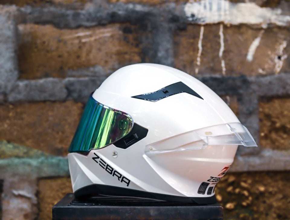 ZEBRA 2026 ATLAS WHITE WITH FREE CLEAR LENS