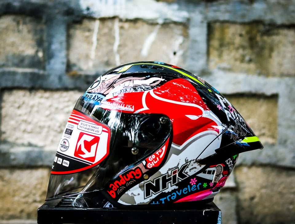 NHK N1 MAX ALONZO #11 BLACK GLOSSY HALF FACE