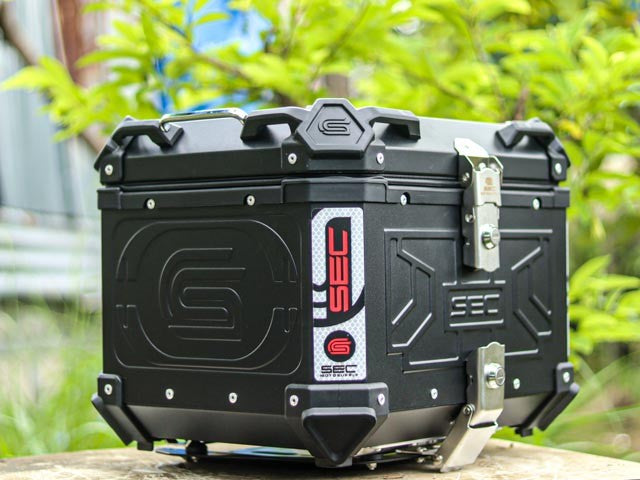 SEC AIRBORNE ALLOY BOX 45L WITH BACK REST (BLACK)