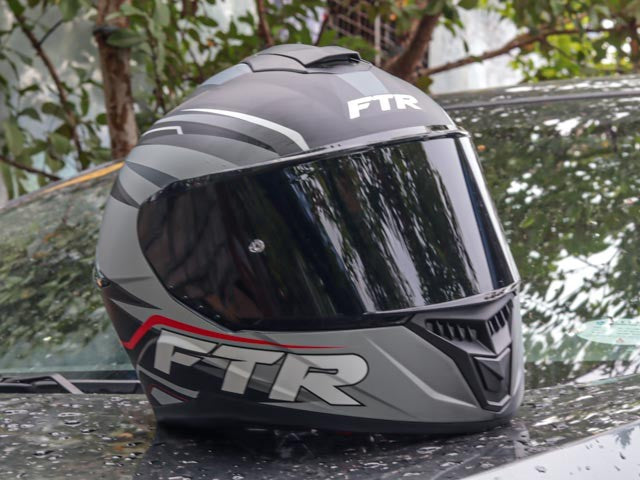 FTR XR 2 PRO AIRBORNE MATT GRAY DUAL VISOR!! WITH FREE CLEAR LENS AND SPOILER!!