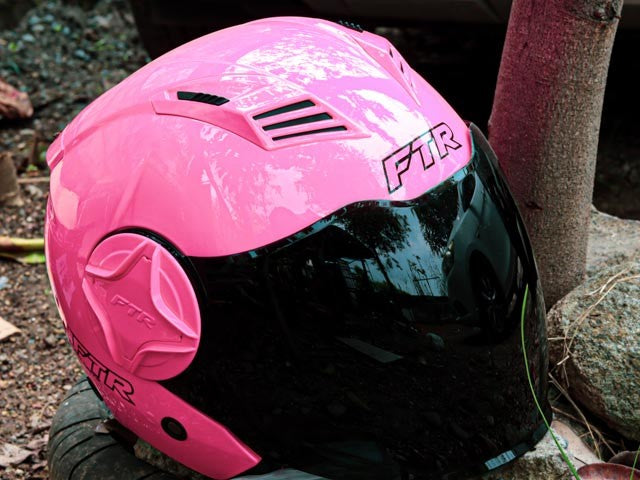 FTR XR 300 URBAN SOLID GLOSS PINK WITH GLITTERS DUAL VISOR!! WITH FREE CLEAR LENS!!