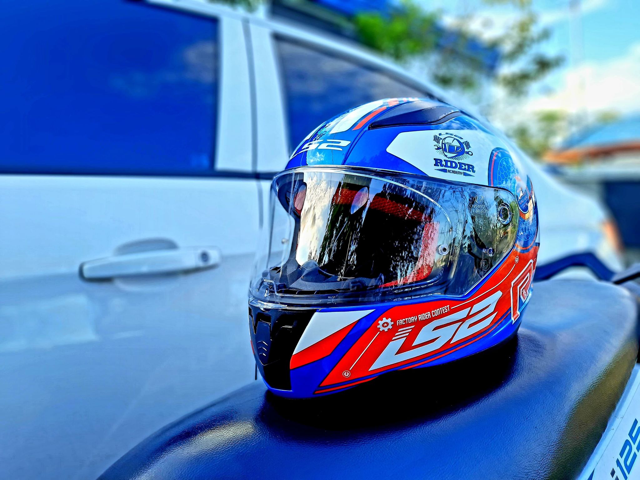 ls2 blue helmet XXS FF808 Stream II Mika black/blue a D3O fitment kit for an adjustable fit that provides additional protection Ls2 Rapid Blue Visor Ls2