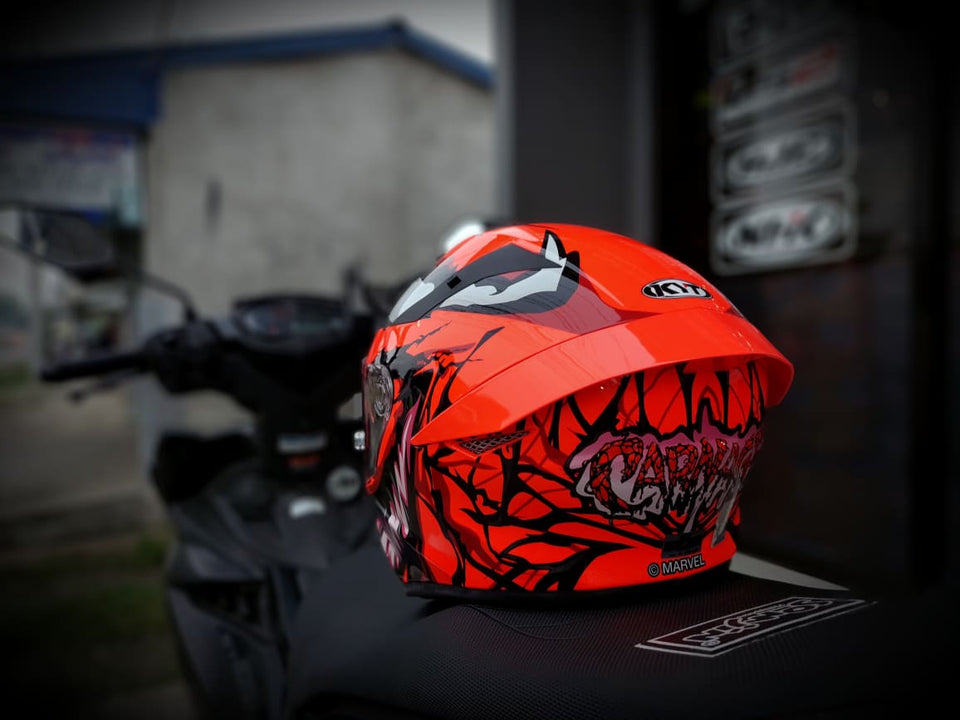 KYT TT -COURSE MARVEL SERIES CARNAGE (SINGLE VISOR)