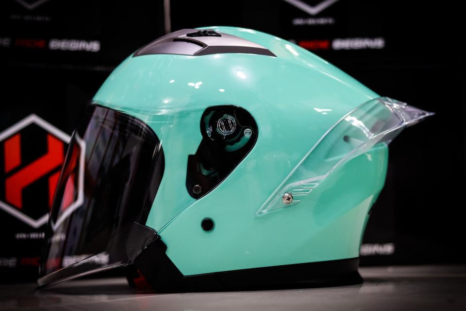HNJ HALF FACE 916 GLOSS SKY BLUE WITH SPOILER (DUAL VISOR)