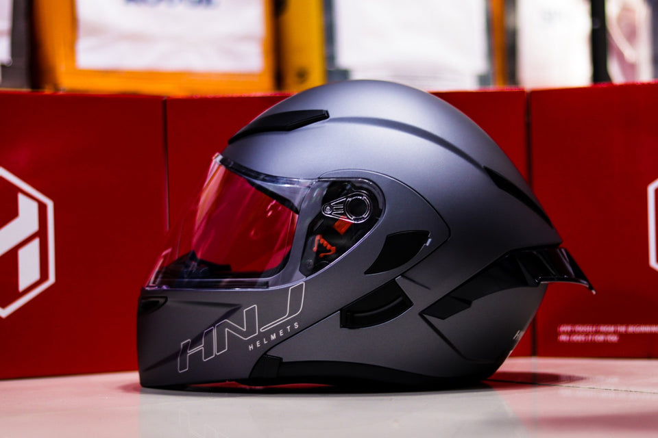 HNJ MODULAR 852 MATTE GRAY WITH FREE SPOILER (DUAL VISOR)